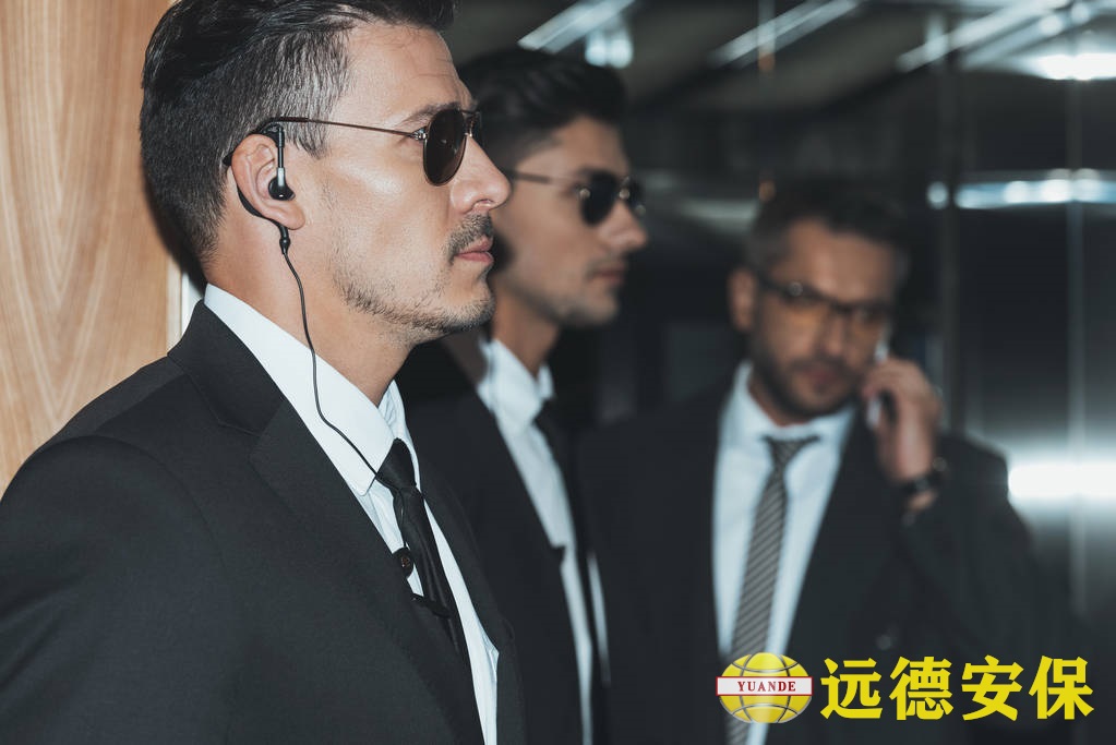 上海闵行区某社区签约远德专业保安，提升保安服务水准